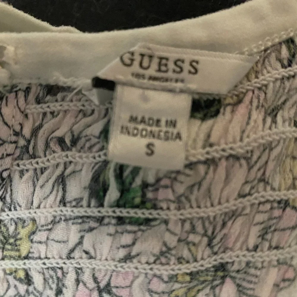 Guess top - Picture 3 of 3